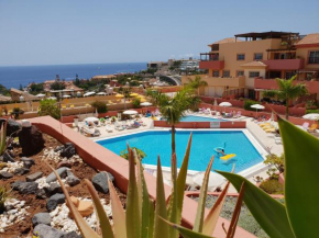 Terrazas del Duque 2, terrace, sea view, only 300 m to beach, heated pool, air conditioning, wifi internet, dishwasher, washing machine